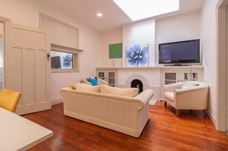 Photo of property in 4b Railway Street, Newmarket, Auckland, 1023