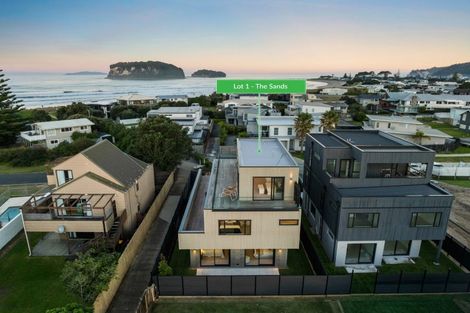 Photo of property in 104 Barbara Avenue, Whangamata, 3620