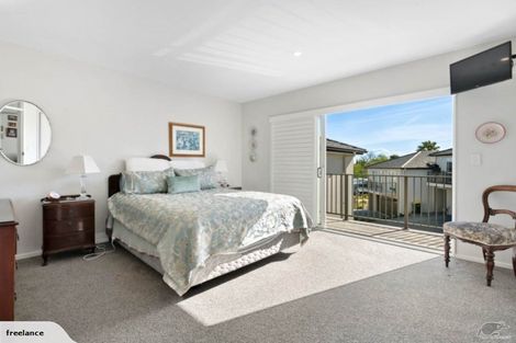 Photo of property in 5e Melia Place, Stanmore Bay, Whangaparaoa, 0932