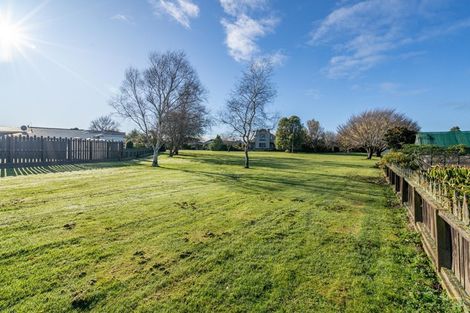 Photo of property in 18 Waterford Drive, Winton, 9720