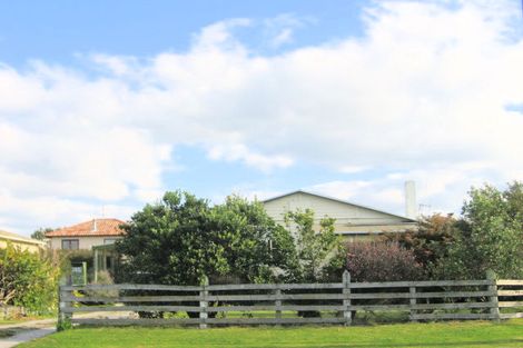 Photo of property in 834 Papamoa Beach Road, Papamoa Beach, Papamoa, 3118