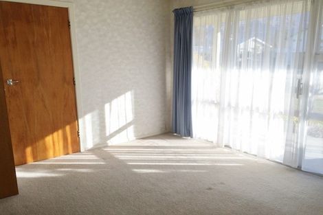 Photo of property in 181 Beacon Point Road, Wanaka, 9305