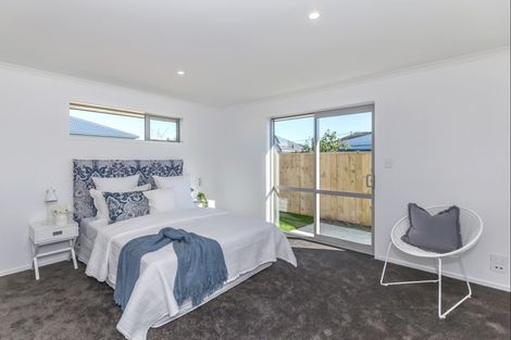 Photo of property in 95a Bartholomew Road, Levin, 5510