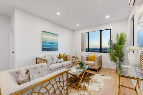 Photo of property in 17 Manawanui Way, Orewa, 0931