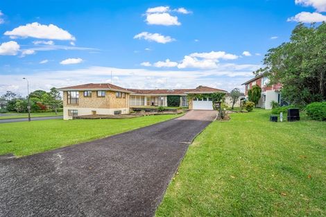 Photo of property in 2 Pendene Place, Forrest Hill, Auckland, 0620