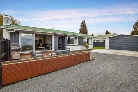 Photo of property in 19 Kathleen Crescent, Hornby, Christchurch, 8042