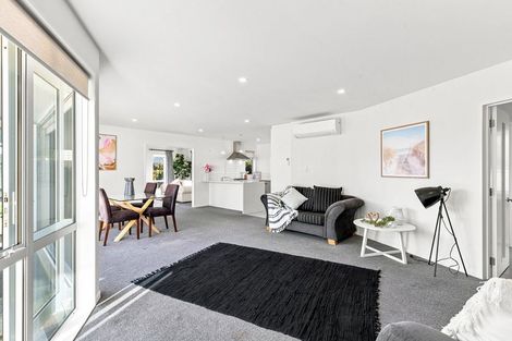 Photo of property in 4 Kilkivan Lane, Broomfield, Christchurch, 8042
