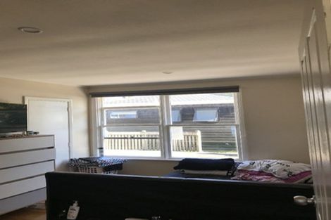 Photo of property in 56 Torino Street, Point England, Auckland, 1072