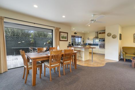 Photo of property in 28 Skudders Beach Road, Kerikeri, 0294