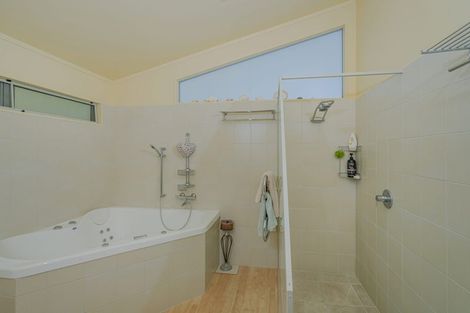 Photo of property in 39 Motuhoa Road, Tairua, 3508