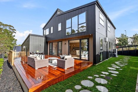 Photo of property in 36 Ara Hills Drive, Wainui, 0992