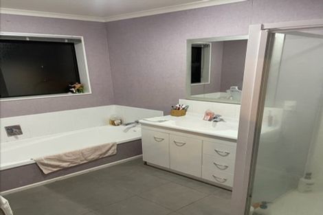 Photo of property in 3 Nevada Way, Kelvin Grove, Palmerston North, 4414