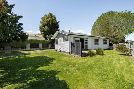 Photo of property in 101 Collins Road, Melville, Hamilton, 3206