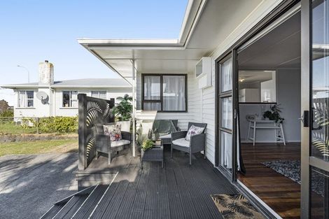 Photo of property in 14 Raleigh Street, Vogeltown, New Plymouth, 4310