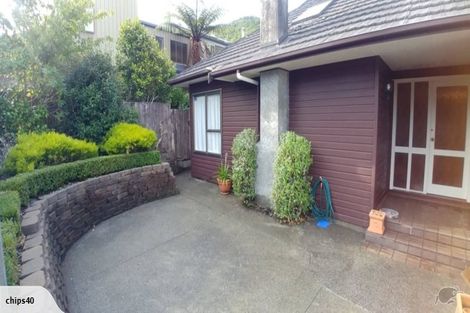 Photo of property in 70a Amapur Drive, Khandallah, Wellington, 6035