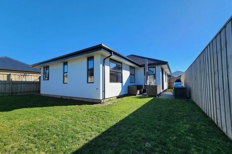 Photo of property in 6 Mehrtens Crescent, Woodend, 7610