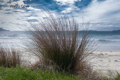 Photo of property in 20 Green Estate Drive, Waipu, 0510