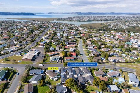 Photo of property in 150b Moire Road, West Harbour, Auckland, 0618