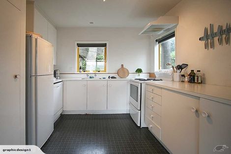 Photo of property in 18 Stafford Street, Mount Victoria, Wellington, 6011