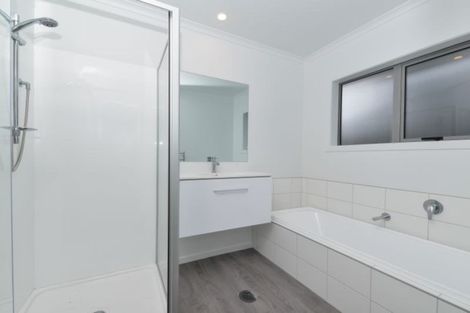 Photo of property in 3/56 Sandwich Road, Saint Andrews, Hamilton, 3200