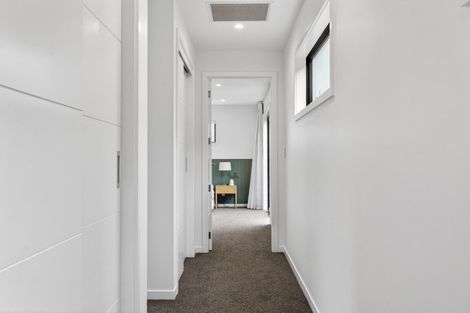 Photo of property in 7 Annie Aranui Drive, Poraiti, 4182