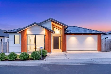 Photo of property in 5 Cutfield Lane, Kumeu, 0810