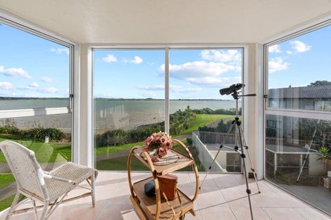 Photo of property in 43 St Annes Crescent, Wattle Downs, Auckland, 2103