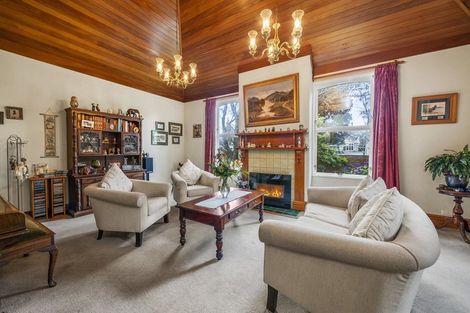 Photo of property in 48 Hautana Street, Woburn, Lower Hutt, 5010