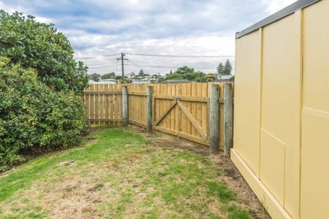 Photo of property in 6 Seafront Road, Castlecliff, Whanganui, 4501