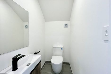 Photo of property in 12b Massine Place, Randwick Park, Auckland, 2105