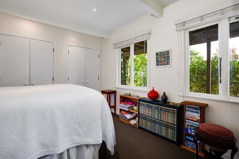 Photo of property in 20 Tawa Street, Eastbourne, Lower Hutt, 5013