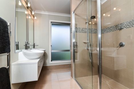 Photo of property in 26 The Esplanade, Huntington, Hamilton, 3210