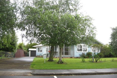 Photo of property in 73 Rosehill Drive, Rosehill, Papakura, 2113