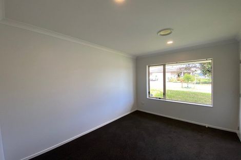 Photo of property in 12 Innisowen Place, Flat Bush, Auckland, 2019