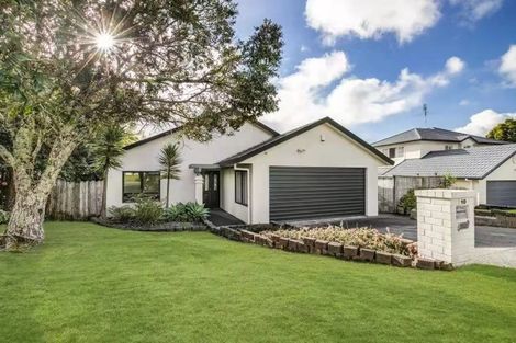 Photo of property in 10 Carnmore Place, Torbay, Auckland, 0630