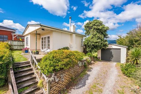 Photo of property in 10b Waikare Road, Raumati Beach, Paraparaumu, 5032