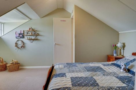 Photo of property in 19 Lakings Road, Springlands, Blenheim, 7201