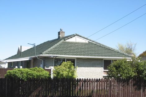 Photo of property in 201 Grimseys Road, Redwood, Christchurch, 8051