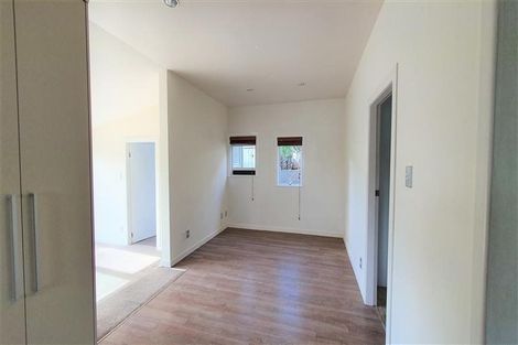 Photo of property in 1 Saltaire Street, Avondale, Auckland, 1026