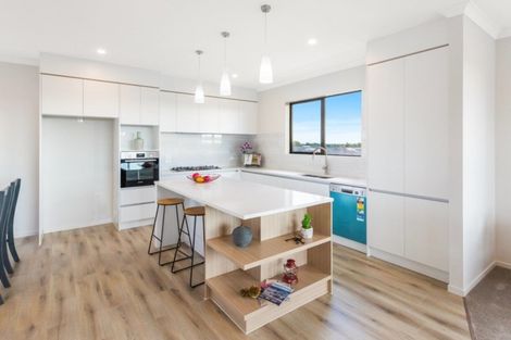 Photo of property in 41 Pakaraka Drive, Papakura, 2110