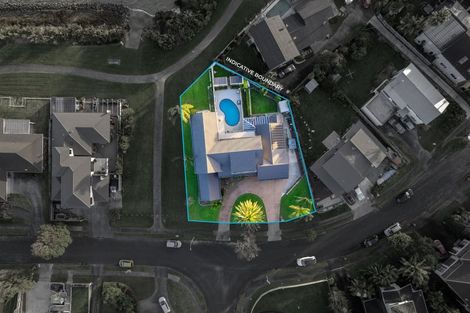 Photo of property in 43 St Annes Crescent, Wattle Downs, Auckland, 2103