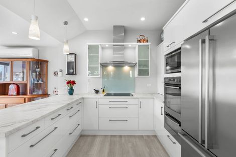 Photo of property in 224 Maidstone Road, Avonhead, Christchurch, 8042