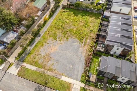 Photo of property in 32 Raukawa Street, Stokes Valley, Lower Hutt, 5019