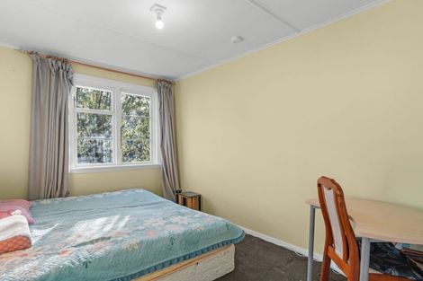 Photo of property in 35 Attlee Crescent, Bryndwr, Christchurch, 8053