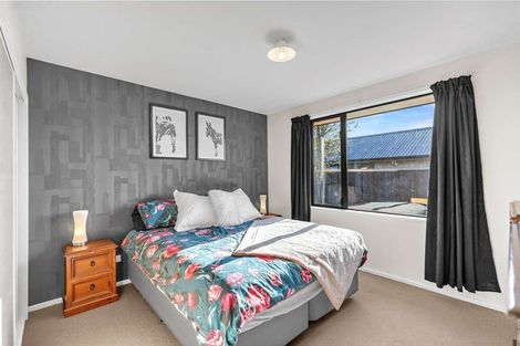 Photo of property in 8 Stonebridge Lane, Oxford, 7430