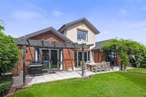 Photo of property in 28 Glasnevin Drive, Casebrook, Christchurch, 8051