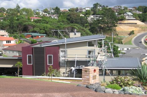 Photo of property in 14 Bushglen Court, Browns Bay, Auckland, 0630