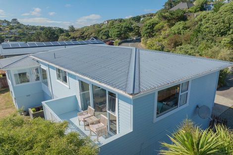 Photo of property in 25 Oak Avenue, Paremata, Porirua, 5024