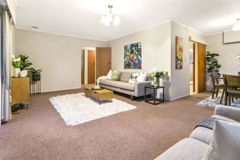 Photo of property in 3/5 Tobruk Crescent, Milford, Auckland, 0620