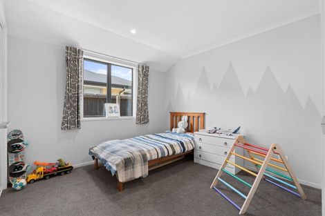 Photo of property in 3 Azara Way, Wigram, Christchurch, 8025